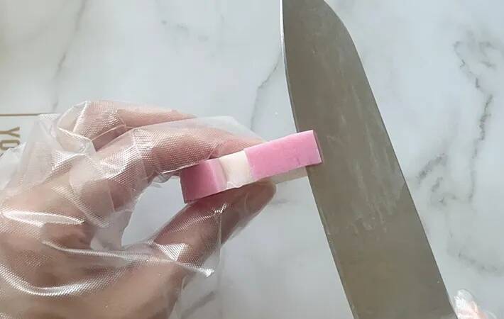 おせちの紅白カマボコが一気に華やぐ！　実は簡単だった『基本の飾り切り』4種