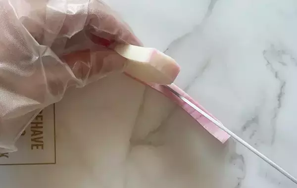 「おせちの紅白カマボコが一気に華やぐ！　実は簡単だった『基本の飾り切り』4種」の画像