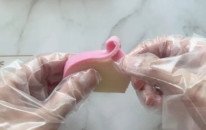 おせちの紅白カマボコが一気に華やぐ！　実は簡単だった『基本の飾り切り』4種