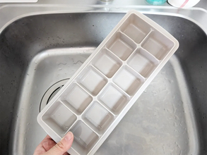 夏に活躍する製氷皿、何となく使ってない？　パール金属に「意外と知らないNG行動」を聞いた