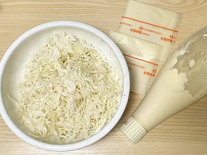 いなり寿司の皮が余ったら？　ボリューム満点の『おかず』レシピに「これ作るために買いたい」