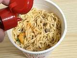 「「担々麺っぽくなるよ」　カップヌードルの簡単アレンジに「材料2つ足すだけ」「いつもと雰囲気違う」」の画像5