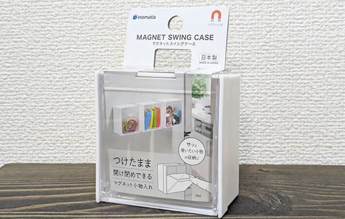 キッチンから玄関まで大活躍！　ダイソーに聞いた「マグネットつき100円収納」の活用法【4選】