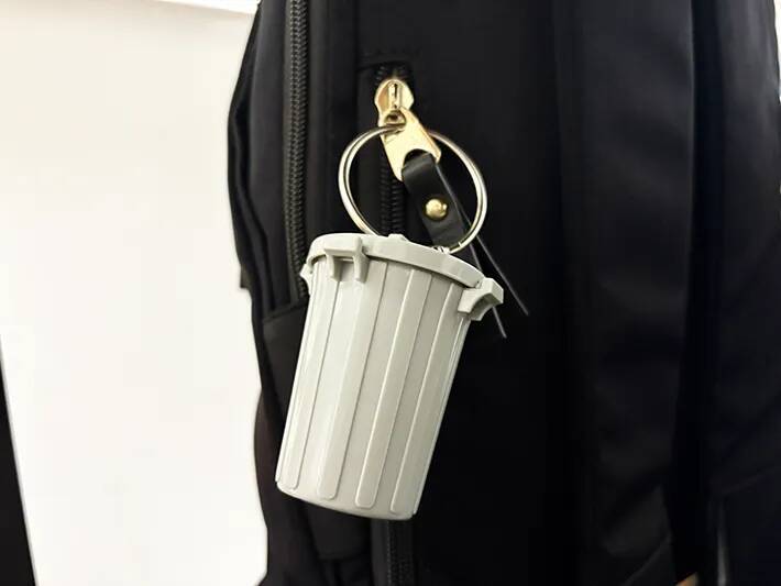 110円の『ゴミ箱』　机の上に置くと…？「実際に使える！」