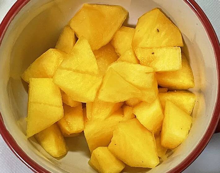 「トロトロっとしている…！」 秋の果物で作る『甘じょっぱい朝食』が冷えた体に染みる