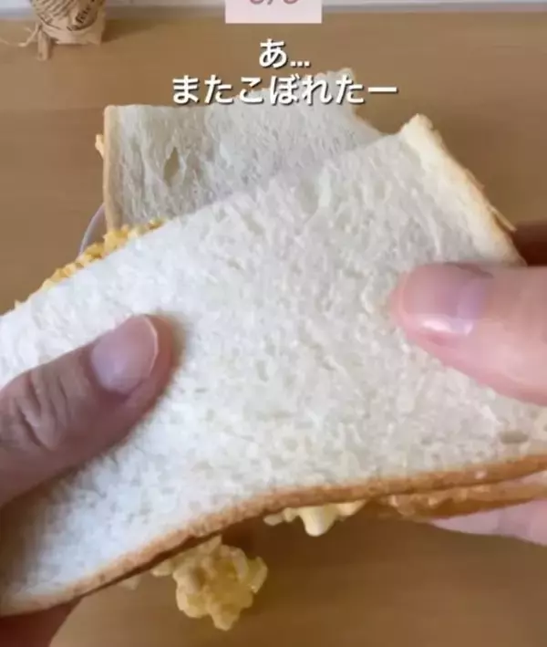 「カレーを美しく盛りつける裏技！　お玉の使い方に「たったそれだけで？」」の画像