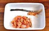 「玉子焼き器で焼いて切るだけ！　管理栄養士の『握らない焼きおにぎり』が「側面もカリカリ」」の画像3