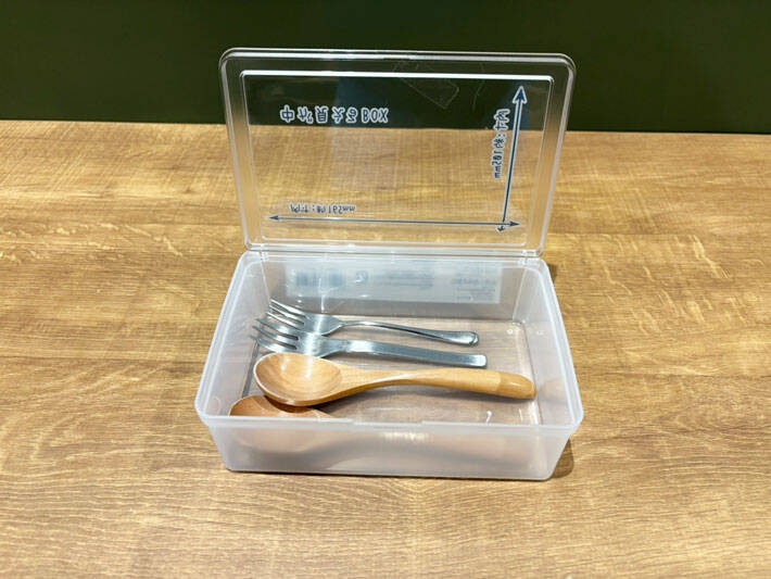 100均の『透明ケース』の使い道が無限大！　4つの活用法に「天才か」「整理整頓が捗る」