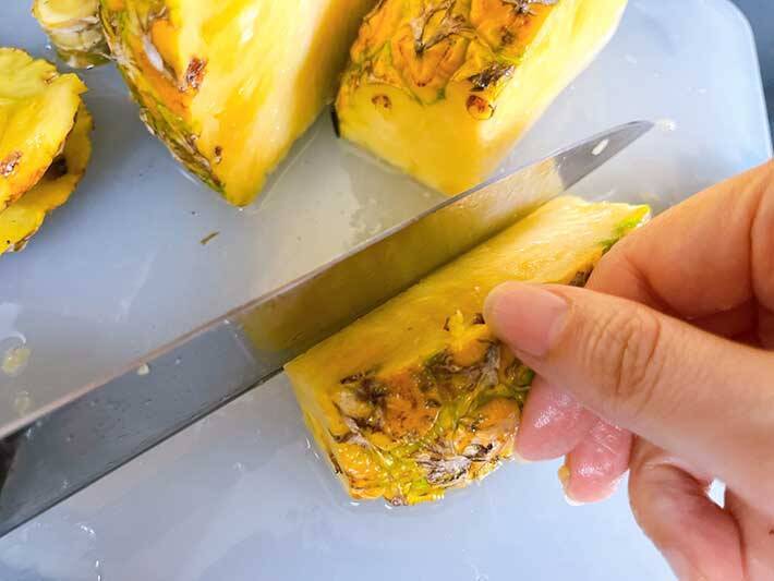 「捨てるのはもったいない」　にんじんとパイナップルの芯を煮ると？