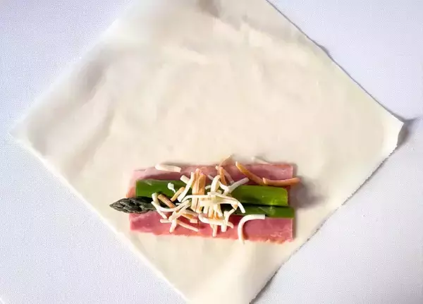 「具材は炒めません！　春巻きの皮の思わぬ使い道に「夫が無言で食べ続けるほどハマった」」の画像