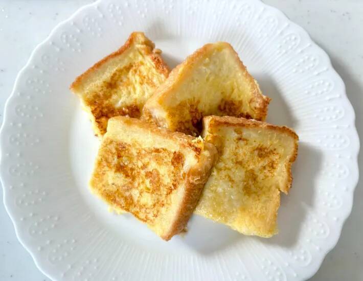 食パンを凍らすだけ！　ふわふわフレンチトーストのコツに「噛まずに飲める」
