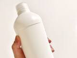 「詰め替えでこぼすならやってみて！　じょうごを使わない裏技に「手軽でいい」「コレは助かる」」の画像1