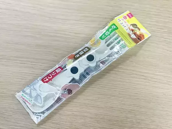 「お弁当作りの革命！ダイソーの110円『3wayスプーン』が神だった 「これ1本で済むのすごい」」の画像