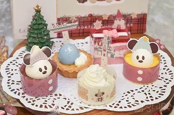 「今年のクリスマスはこれで決まり！　ディズニーの『冷凍ケーキ』で家でもパーク気分【リルリンリン】」の画像