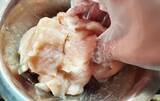 「鶏むね肉のマンネリはこれで解決！　調味料いらずの“簡単”おかず【レシピ】」の画像5