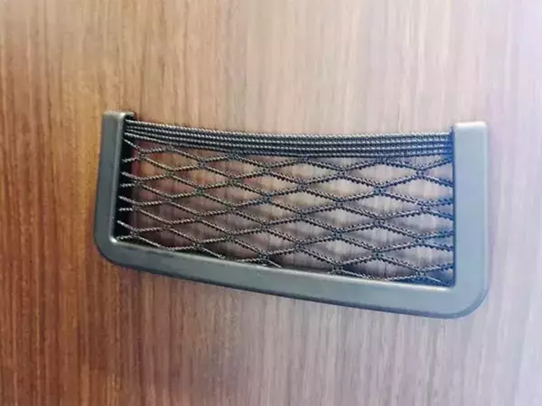 これ欲しかった！　セリアで見つけた万能ポケットで家中すっきり！【メッシュポケット活用術】