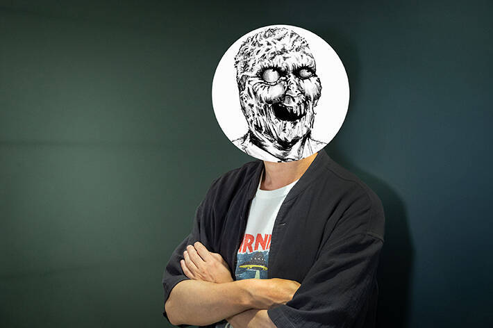 ホラー漫画『裏バイト:逃亡禁止』作者インタビュー　『怪異×アルバイト』に込めた意味とは