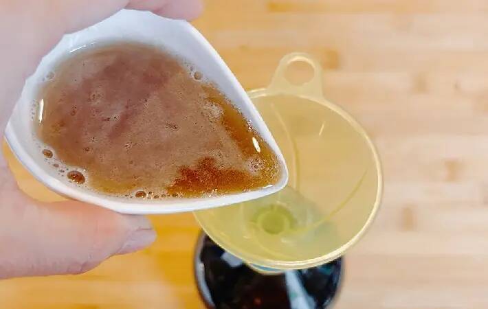 ペットボトルの麦茶、そのまま飲んだらもったない！　5g加えるだけで「子供が喜ぶ」「こんなに合うんだ」