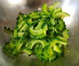 「ゴーヤの苦み、我慢するしかない？　10分放置でOK！野菜のプロに聞いた『苦みを抑えるコツ』」の画像2