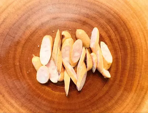 「ナポリタンを2つに分けて…？　できたものに「手が止まらない」「普通のものに戻れない」」の画像