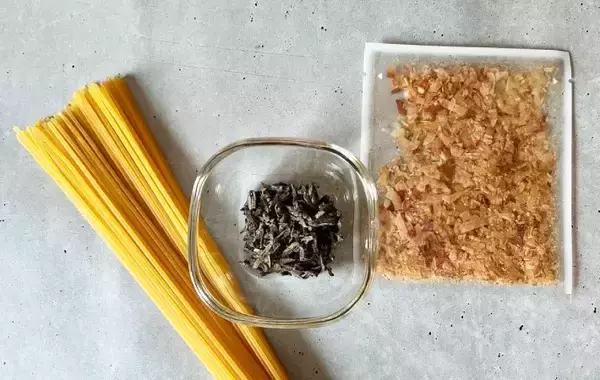 「ゆでたてのパスタに『小さじ２杯』と… 和風パスタに家族が「一瞬で完食」」の画像