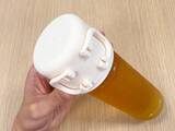 「ペットボトルのキャップは捨てます　代わりに使ったスリコのペットボトル用コップが便利だった」の画像1