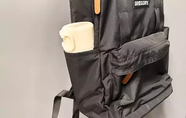 「ペットボトルのキャップは捨てます　代わりに使ったスリコのペットボトル用コップが便利だった」の画像