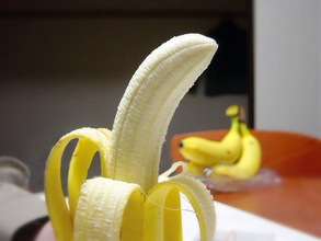 バナナを潰してから冷凍したら？　食べたい分だけ「パキッ」と取れて感動！【夏スイーツ4選】