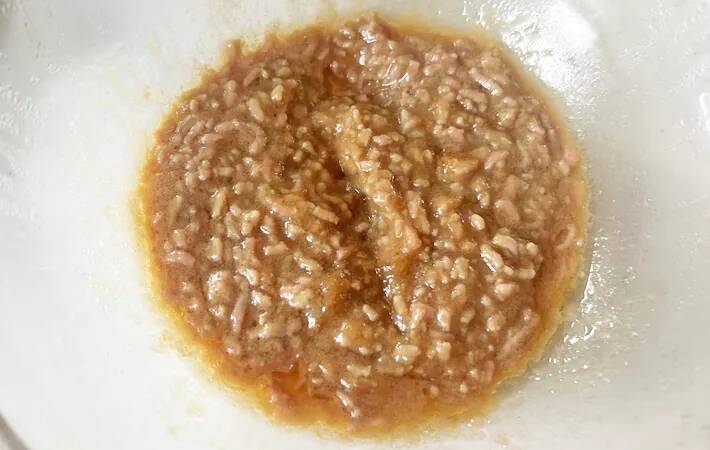 切った豆腐を入れたのは？　レンチンで作る麻婆豆腐に「簡単すぎる」「これでいい」