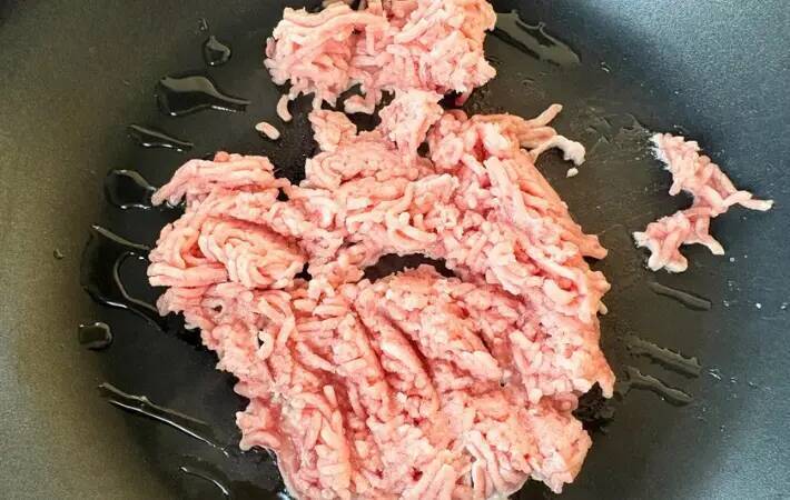 サツマイモとひき肉を炒めた『甘辛そぼろ』　食べた子供が「おかわり！」と大好評
