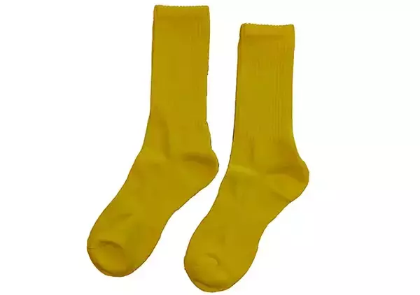 「ワインレッド×グレーでつくる　大人可愛い『秋スタイル』」の画像