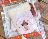 「ディズニーで買った限定土産　お菓子が入っていた袋をよく見てみると…？」の画像2