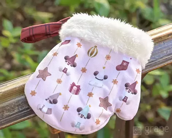 「ディズニーで買った限定土産　お菓子が入っていた袋をよく見てみると…？」の画像