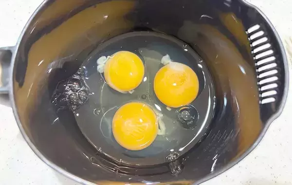 「玉子焼きに『大さじ1杯』　余りがちな調味料を入れたら「絶妙な仕上がり」「弁当にもぴったり」」の画像