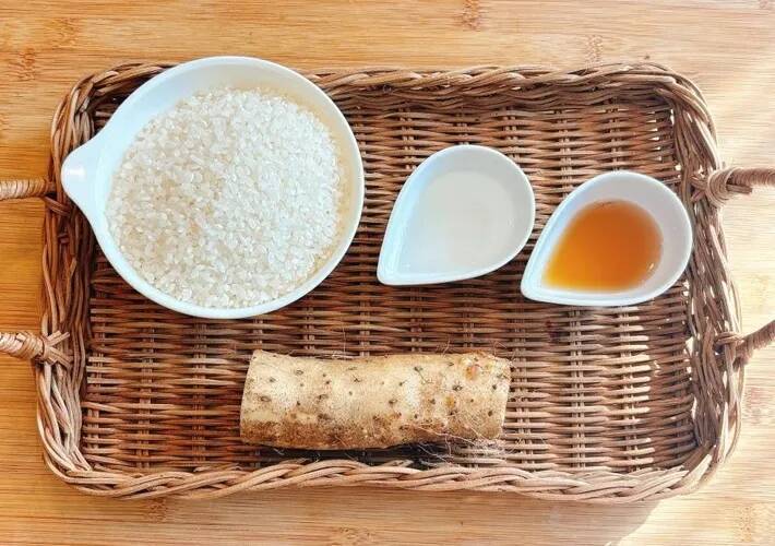 米2合に長芋1本のせるだけ　『大さじ3杯』の味つけで炊くと「ホクホク食感」「箸がすすむ」