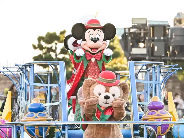 【知ってた？】東京ディズニーシーのクリスマスで着ている衣装、実は歴史があって…