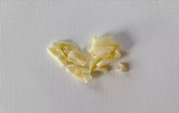 「鶏手羽と一緒に煮込んだのは…？　子供が大喜びした『秋の味覚』堪能レシピ」の画像