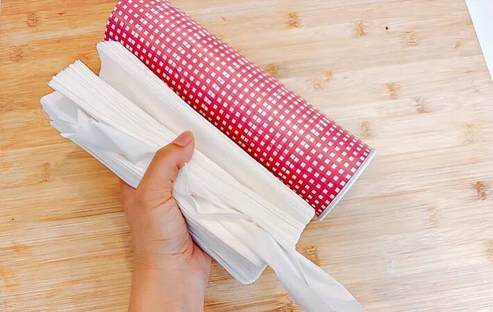 食べ終わった『チップスター』の箱　穴を開けると「天才！」な使い方ができた
