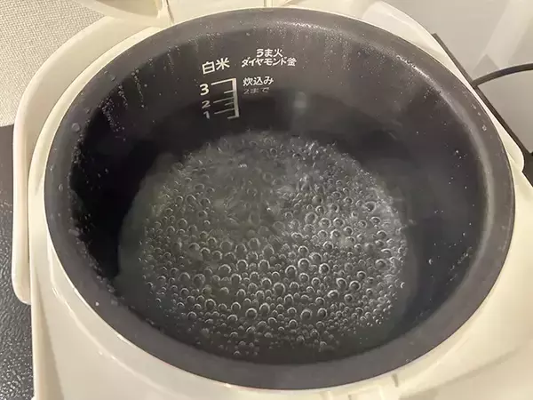 「炊飯器にクエン酸を入れると…　大さじ1杯使う簡単掃除方法が「便利！」」の画像