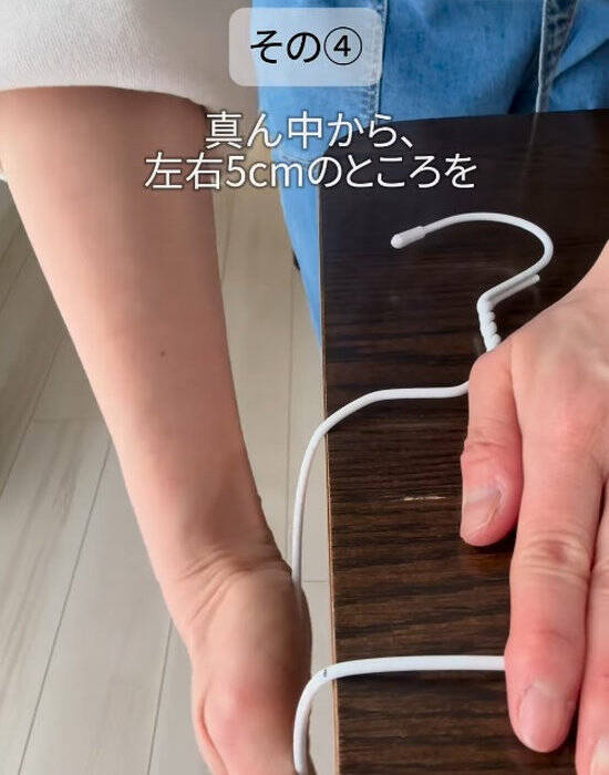 家に余っている針金ハンガーが大活躍　「まさかの使い道」に驚きの声