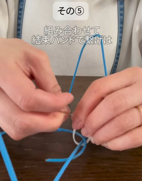 家に余っている針金ハンガーが大活躍　「まさかの使い道」に驚きの声