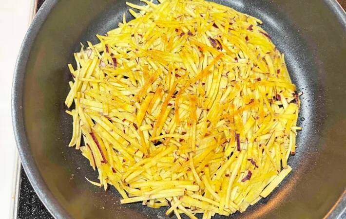 食べた家族が「また作ってね！」　サツマイモを千切りにして…？【旬レシピ】