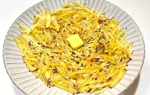 「食べた家族が「また作ってね！」　サツマイモを千切りにして…？【旬レシピ】」の画像
