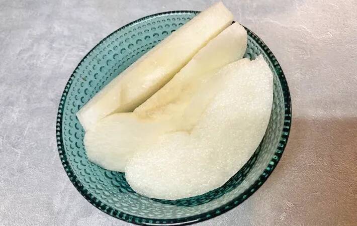 梨の皮むき、まだ包丁でやってる？　簡単でよりおいしく食べられる方法に「目からウロコ」