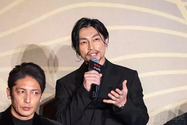 「【全文レポート】岡田准一、まぶた切れても撮影続行！　『イクサガミ』の舞台裏がすごすぎた…！」の画像