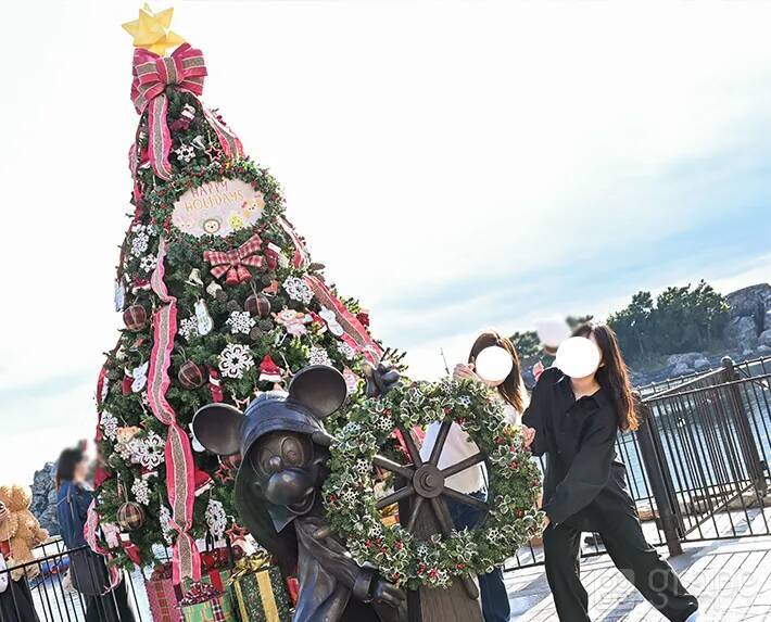 【ディズニー】クリスマスの写真スポット！　カメラマン直伝の撮り方とは？