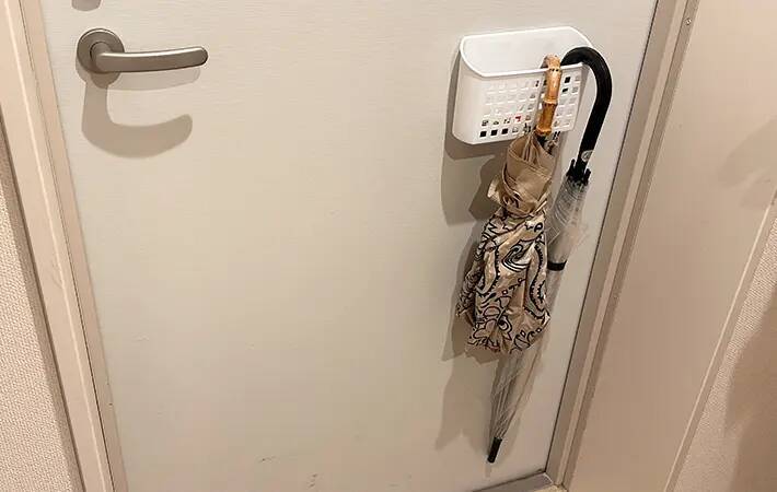 ダイソーのマグネットボックスが1つあると「家中が片づく」　隙間やデッドスペースを有効活用！