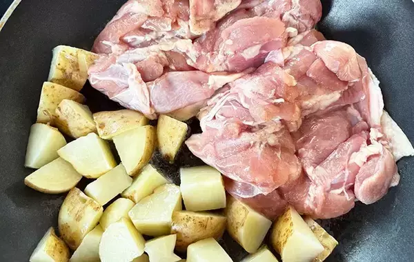 「キノコ2種あったら作って！　味つけは『大さじ3杯』15分で作る“簡単おかず”レシピ」の画像