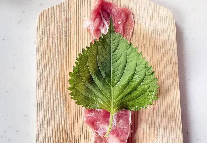 大葉と『1本』を豚肉で巻いて…できた一皿が「ご飯に合う」「定番になりそう」