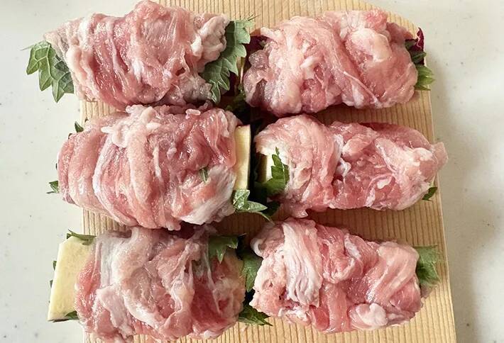 大葉と『1本』を豚肉で巻いて…できた一皿が「ご飯に合う」「定番になりそう」